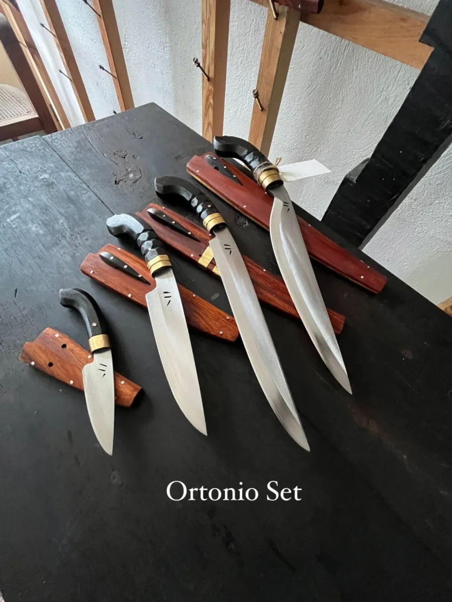 Ortonio Set by Bohol Blades